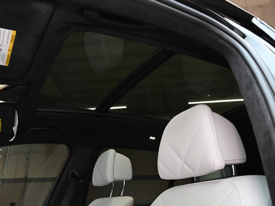 2023 BMW X7 xDrive40i-28