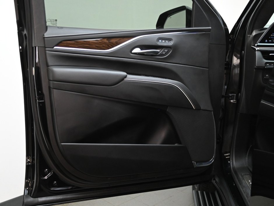 2022 Cadillac Escalade Sport Platinum-9