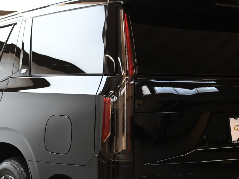 2022 Cadillac Escalade Sport Platinum-33