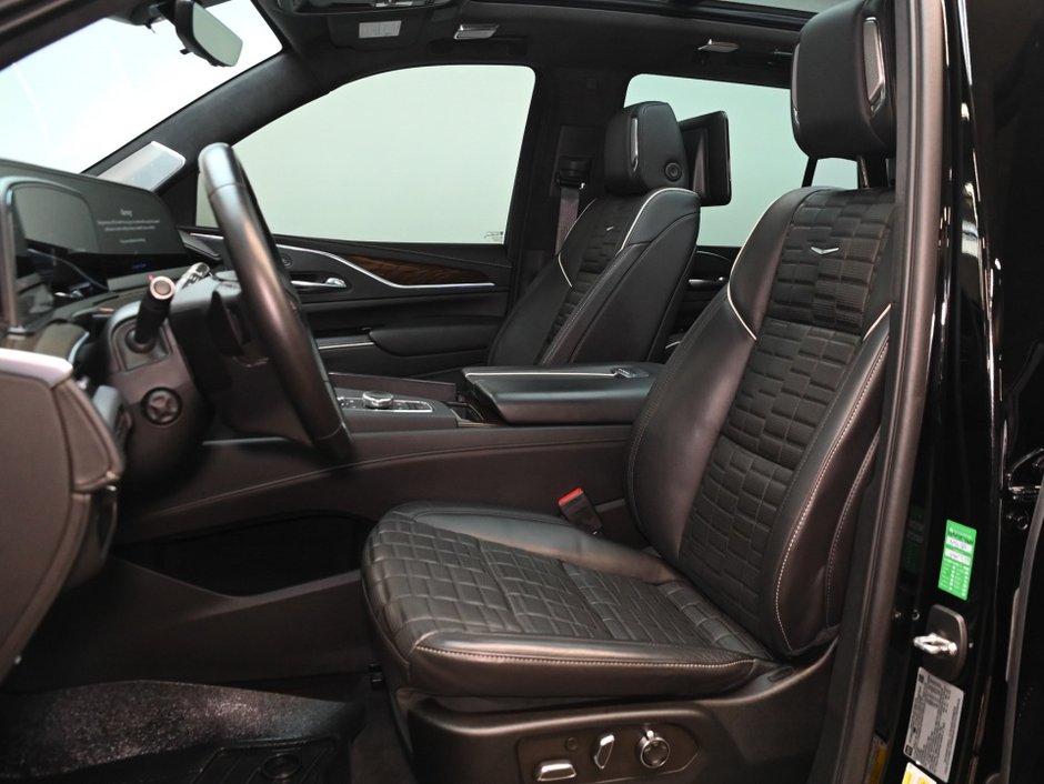 2022 Cadillac Escalade Sport Platinum-13