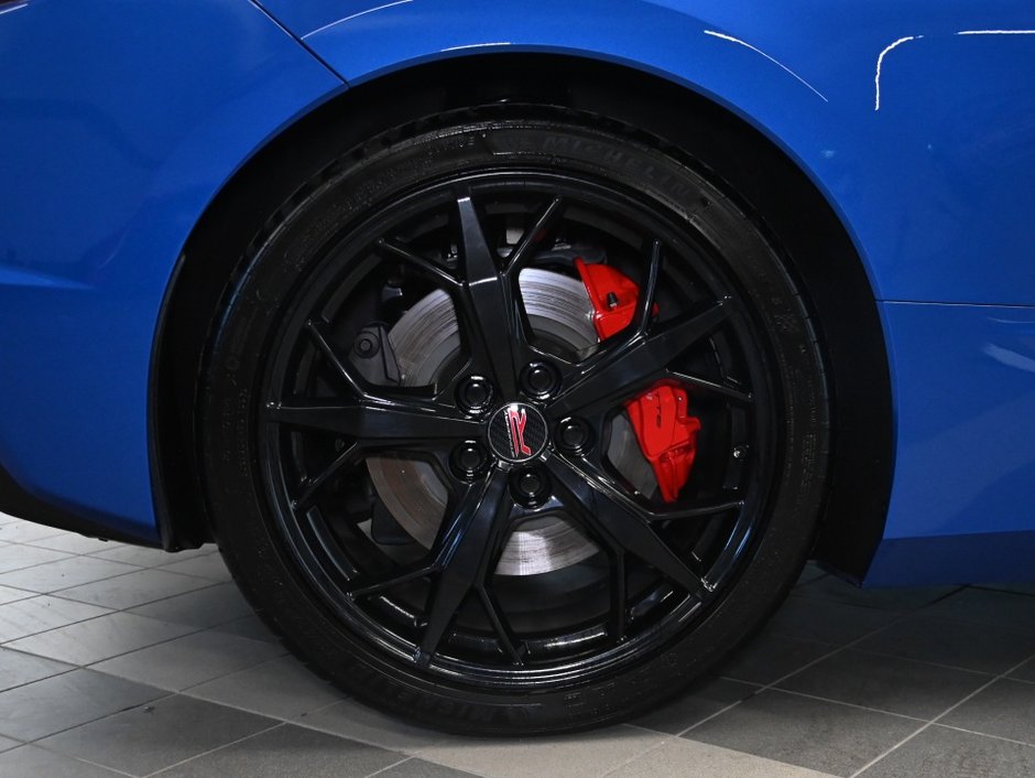 2023 Chevrolet Corvette 2LT-30