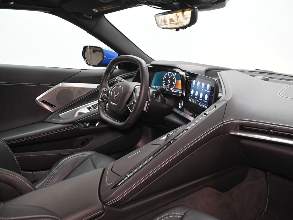 2023 Chevrolet Corvette 2LT-23