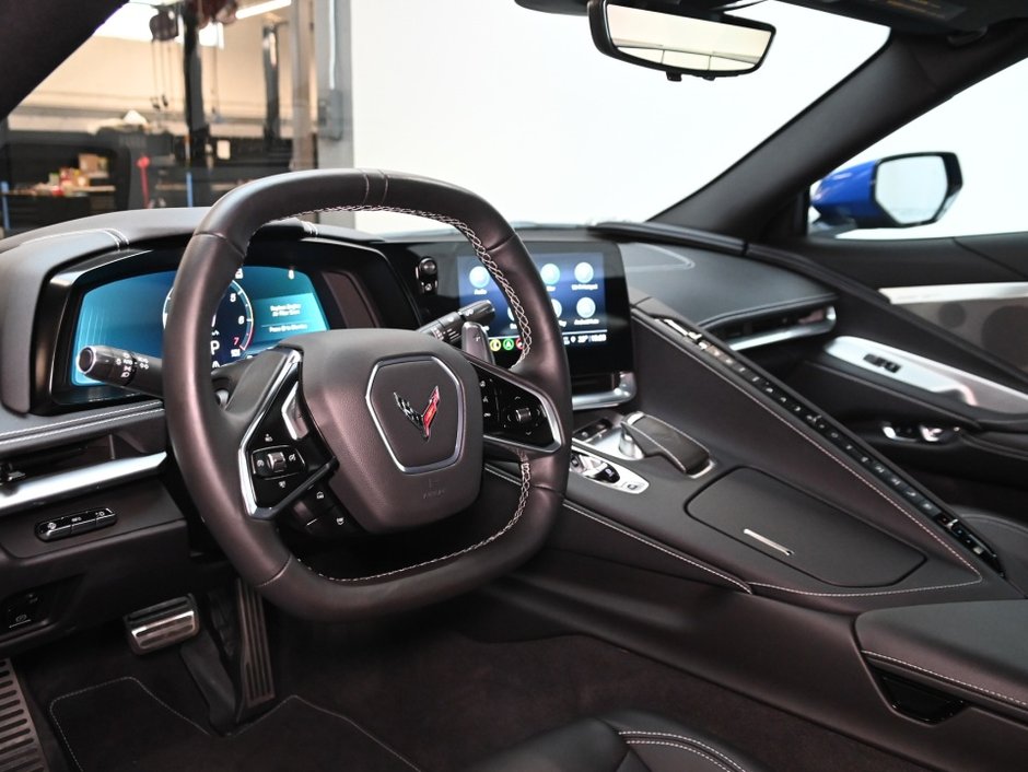 2023 Chevrolet Corvette 2LT-2
