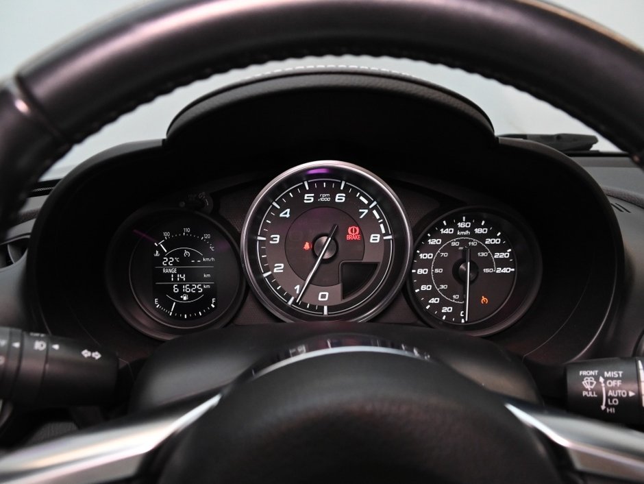 2019 Fiat 124 Spider Lusso-11