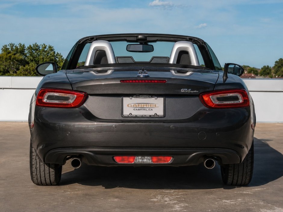 2019 Fiat 124 Spider Lusso-4
