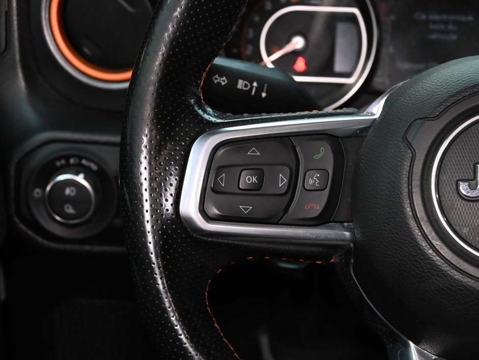 2023 Jeep Gladiator Mojave-14