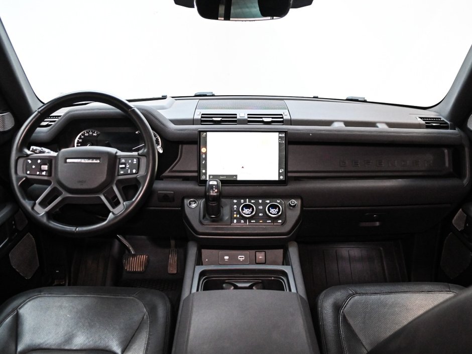 2023 Land Rover Defender X-Dynamic SE-14