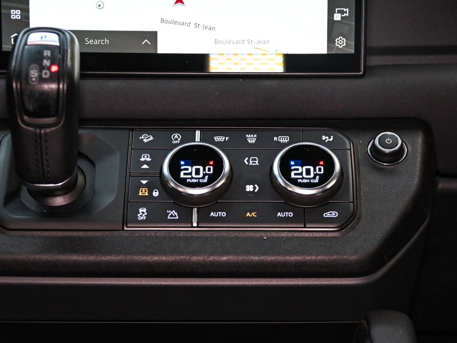 2023 Land Rover Defender X-Dynamic SE-22