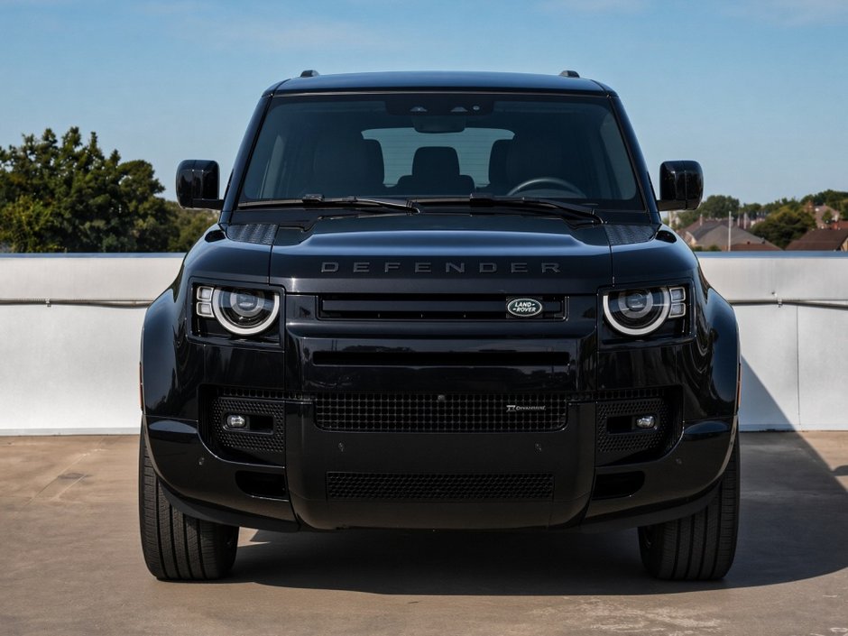 2023 Land Rover Defender X-Dynamic SE-7