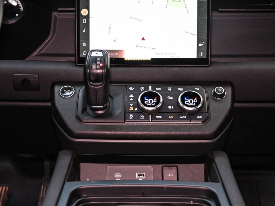 2023 Land Rover Defender X-Dynamic SE-21