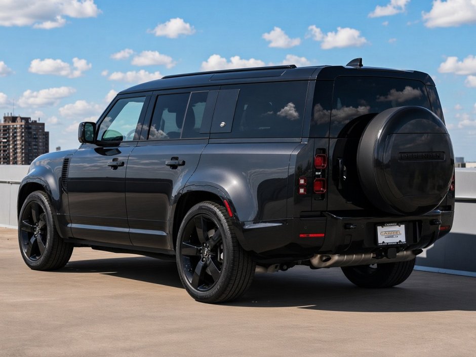2023 Land Rover Defender X-Dynamic SE-1