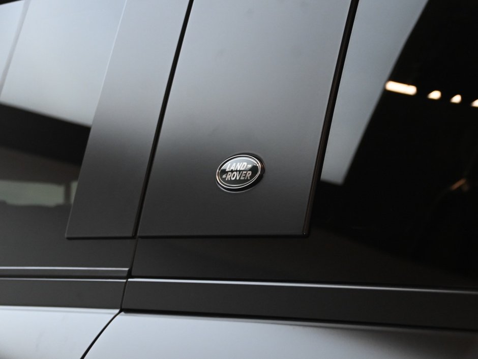 2024 Land Rover Defender S-28