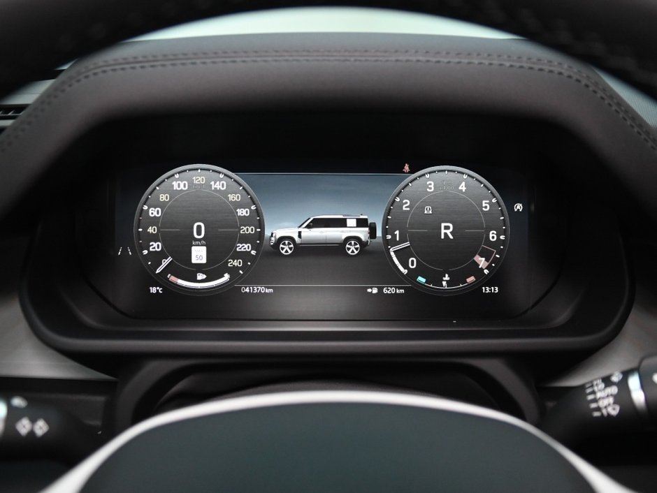 2024 Land Rover Defender S-15