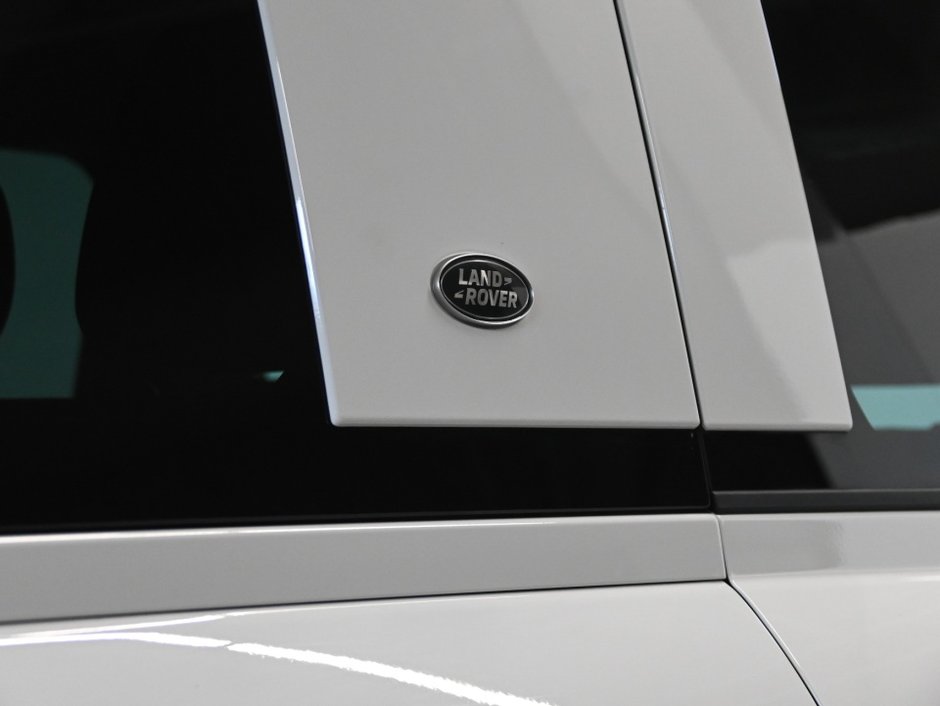2024 Land Rover Defender S-25
