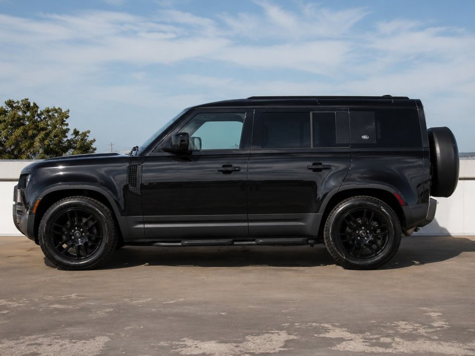 2024 Land Rover Defender S-4
