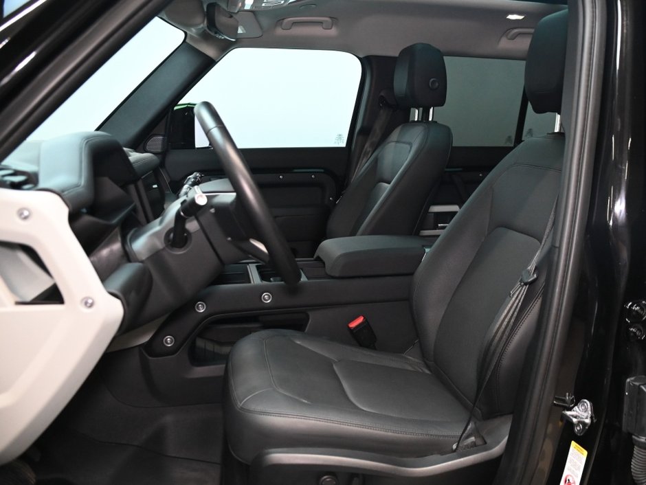 2024 Land Rover Defender S-8