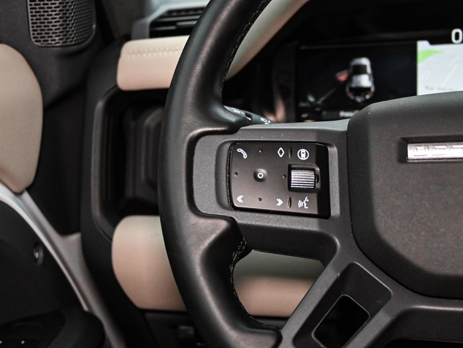 2024 Land Rover Defender X-Dynamic SE-16