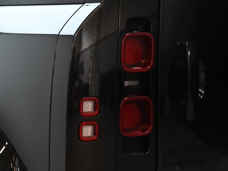 2024 Land Rover Defender S-26