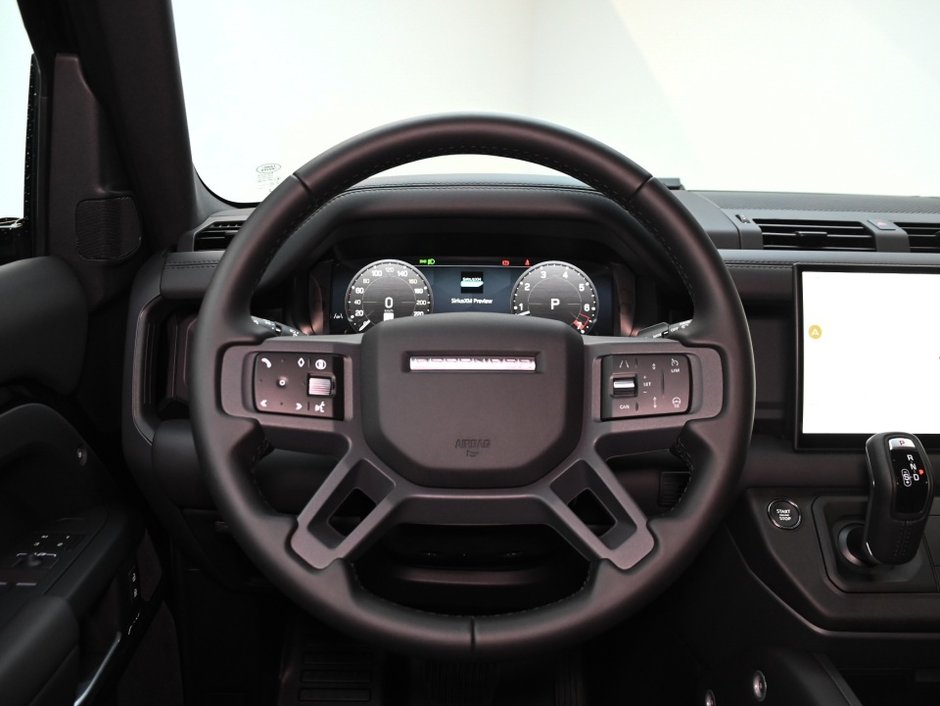 2025 Land Rover Defender S-14