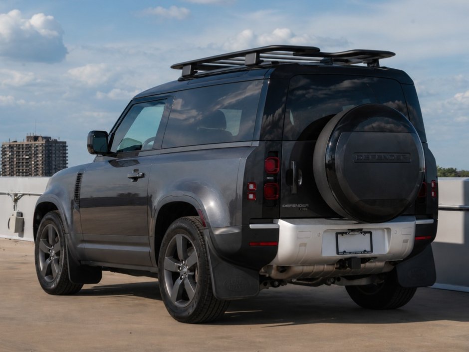 2025 Land Rover Defender S-1