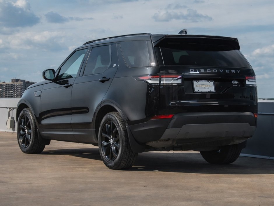 2020 Land Rover Discovery SE-1