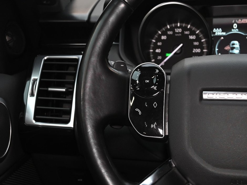 2020 Land Rover Discovery SE-15