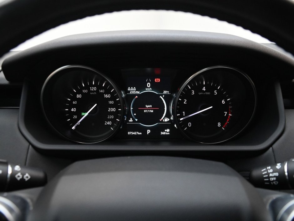 2020 Land Rover Discovery SE-13