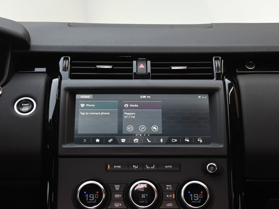 2020 Land Rover Discovery SE-18