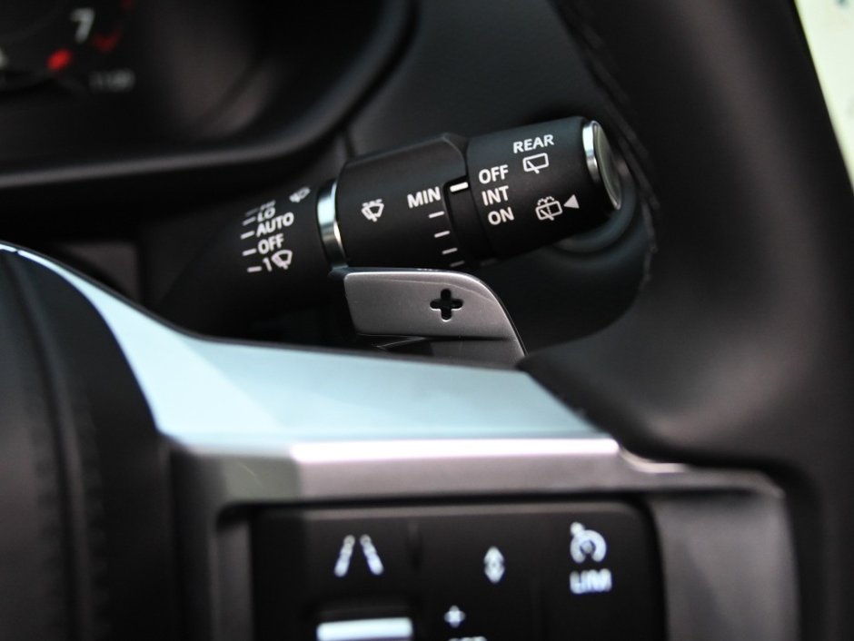 2025 Land Rover Discovery Dynamic SE-22