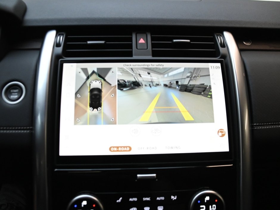 2025 Land Rover Discovery Dynamic SE-20