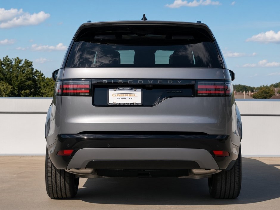 2025 Land Rover Discovery Dynamic SE-3