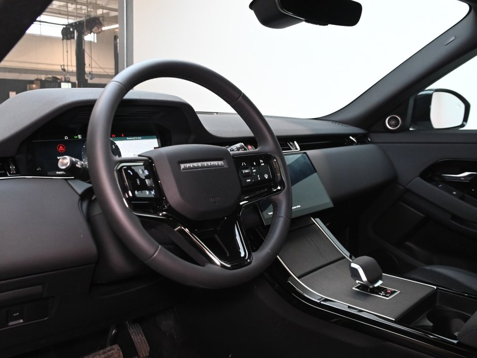 2026 Land Rover Range Rover Evoque S-2