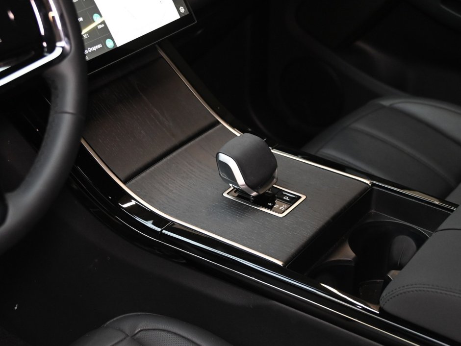 2026 Land Rover Range Rover Evoque S-21