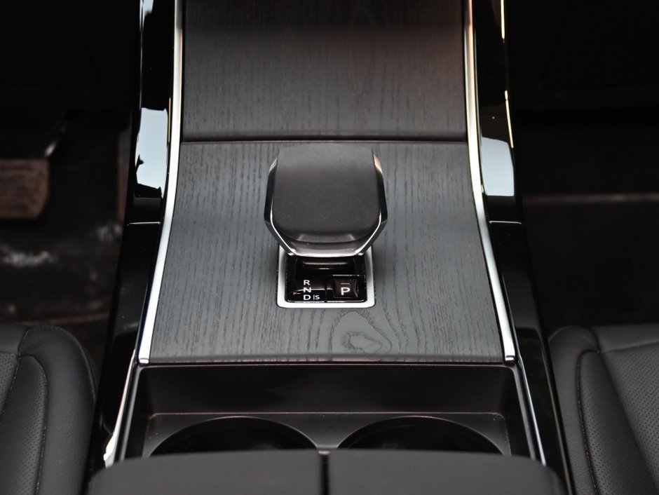 2026 Land Rover Range Rover Evoque S-24