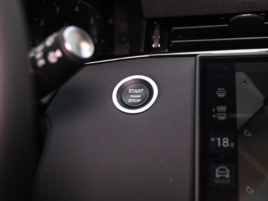 2026 Land Rover Range Rover Evoque Dynamic SE-22