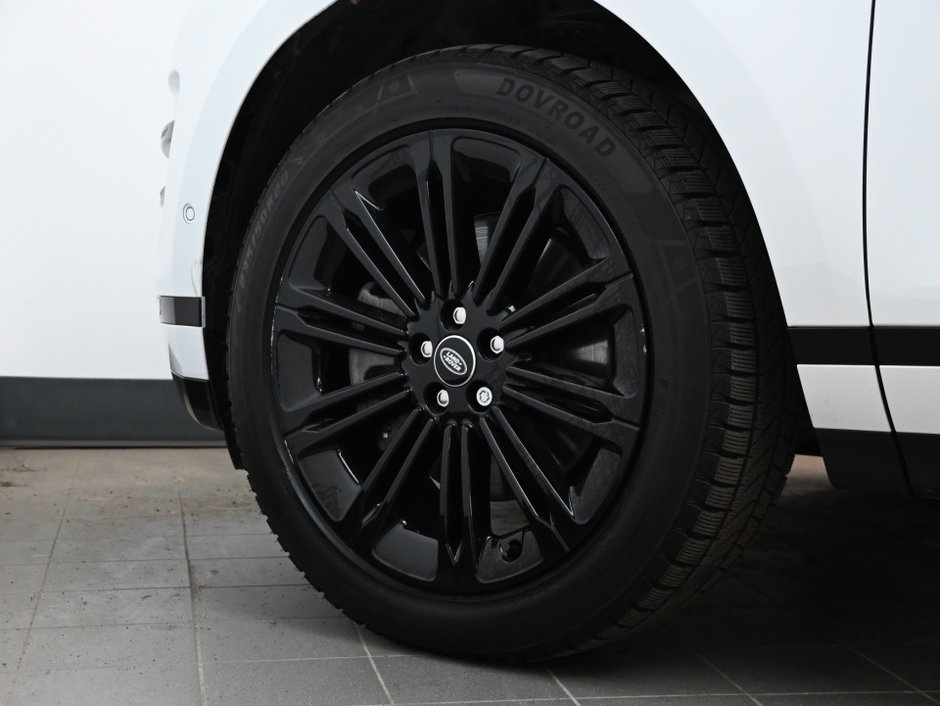 2026 Land Rover Range Rover Evoque Dynamic SE-13