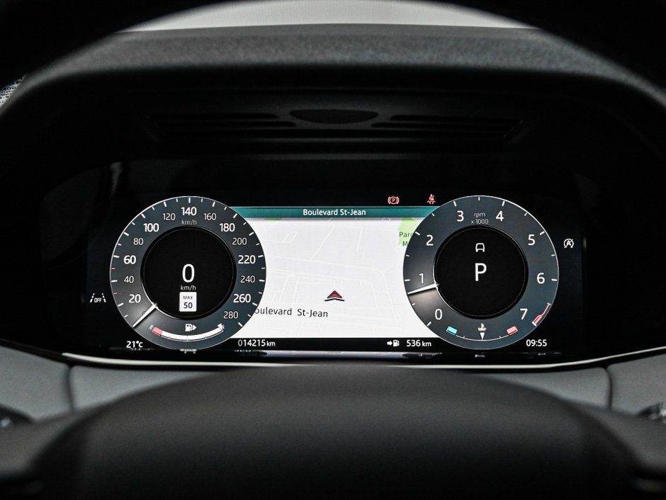2026 Land Rover Range Rover Evoque Dynamic SE-21