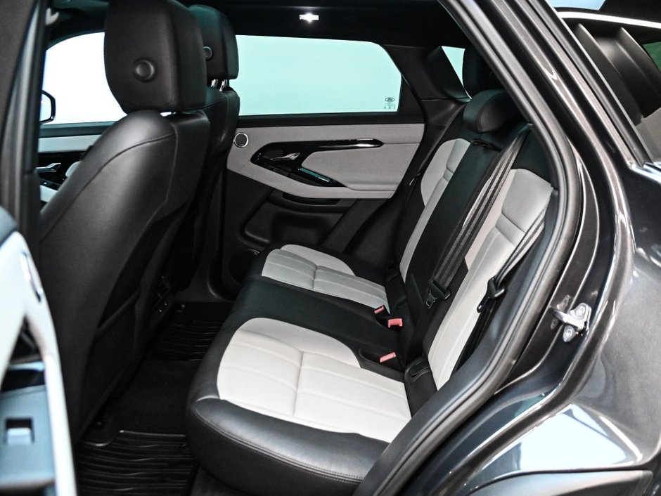 2026 Land Rover Range Rover Evoque Dynamic SE-3