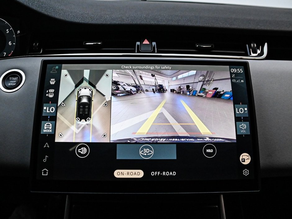 2026 Land Rover Range Rover Evoque Dynamic SE-22