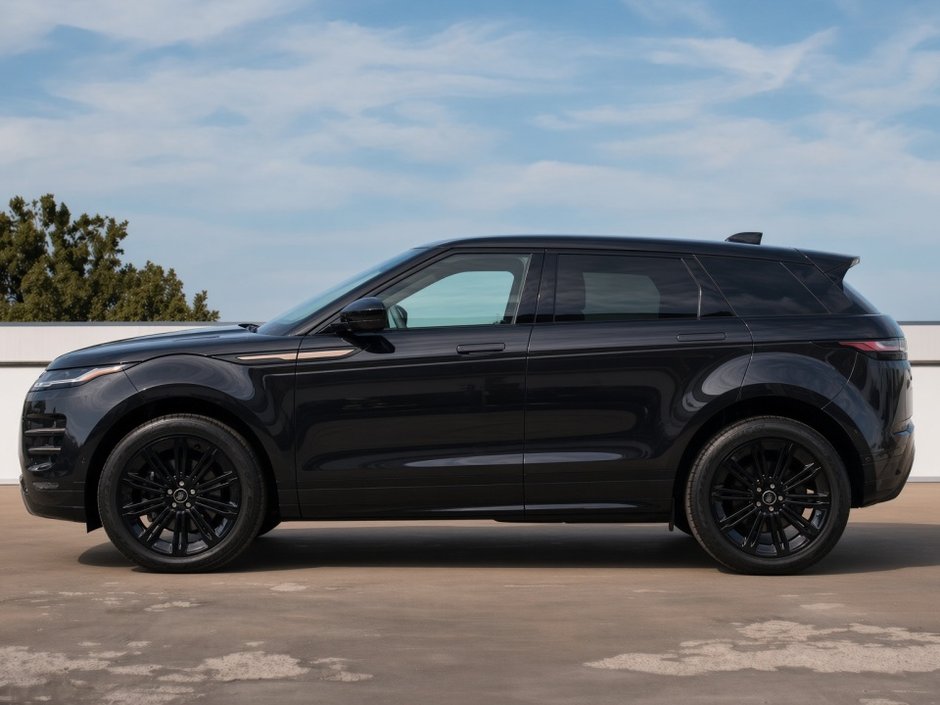 2026 Land Rover Range Rover Evoque Dynamic SE-4