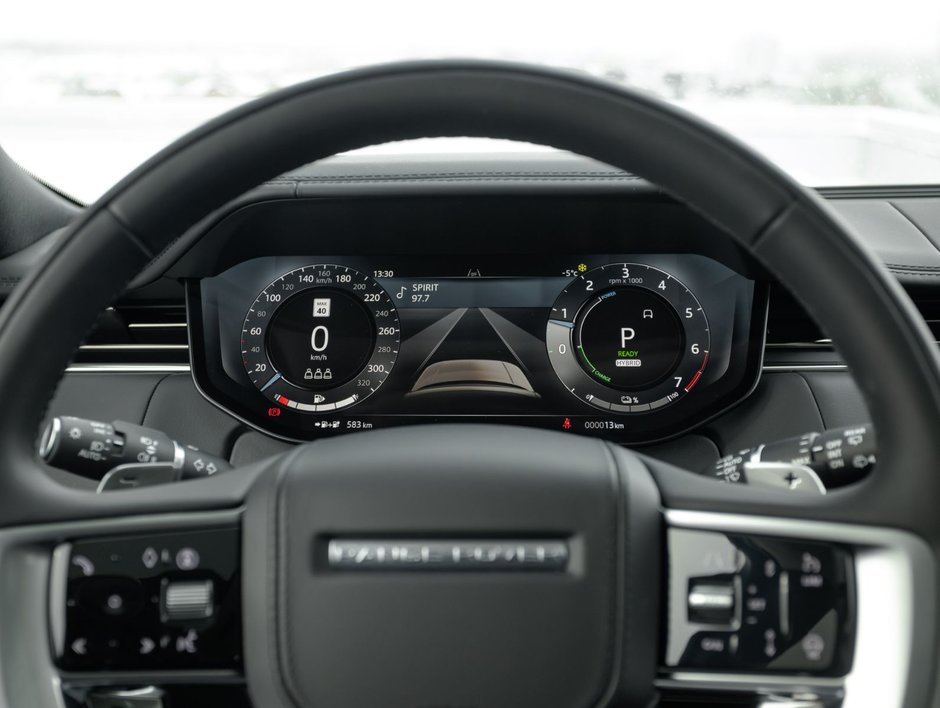 Land Rover Range Rover SE 2025-30