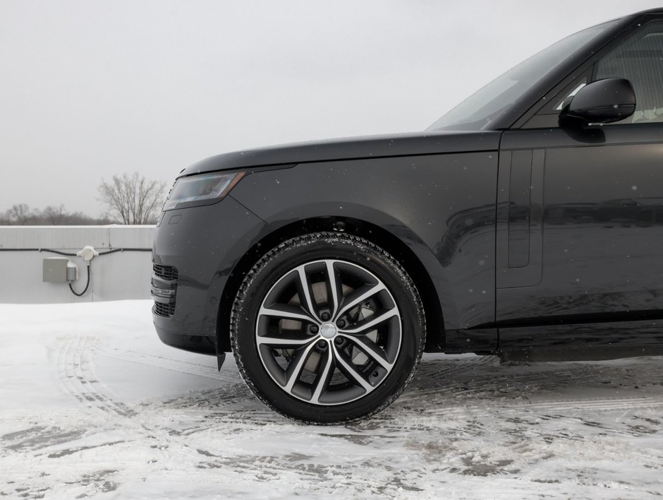 Land Rover Range Rover SE 2025-6