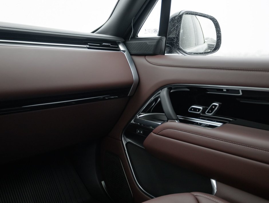Land Rover Range Rover Autobiography 2025-22