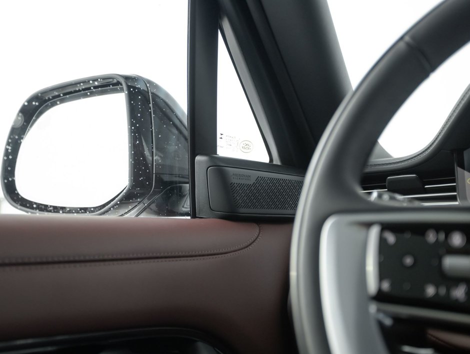 Land Rover Range Rover Autobiography 2025-15