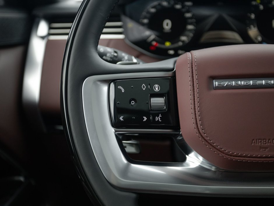 Land Rover Range Rover Autobiography 2025-19