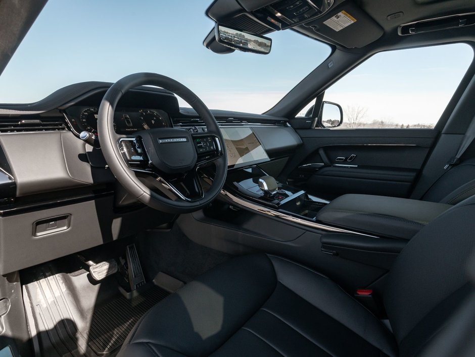2025 Land Rover Range Rover Sport Dynamic SE-2