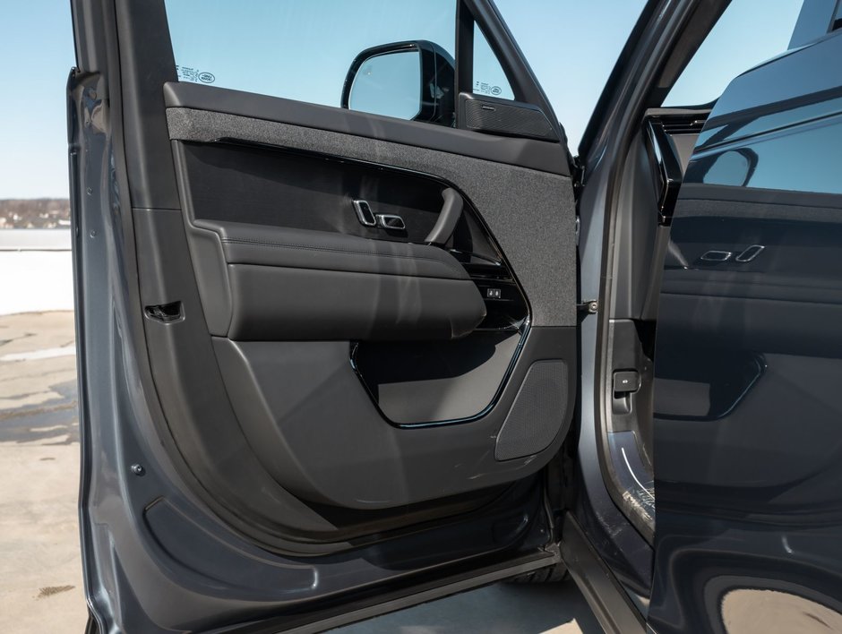 2025 Land Rover Range Rover Sport Dynamic SE-9