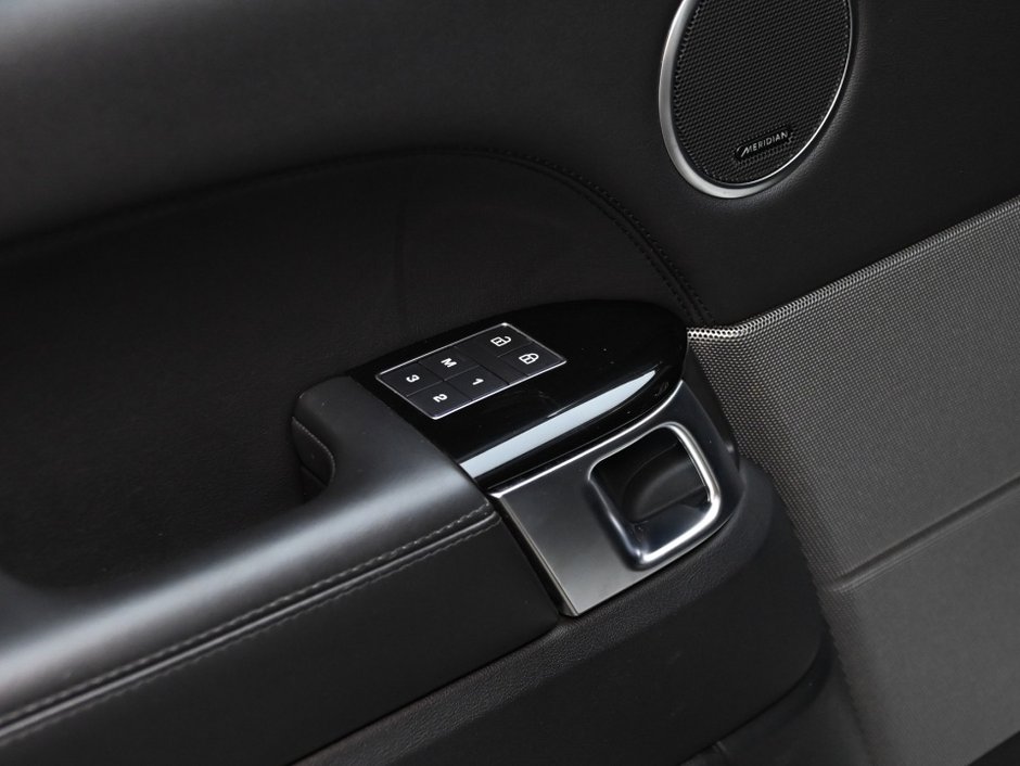 2021 Land Rover Range Rover Sport HSE Silver-10