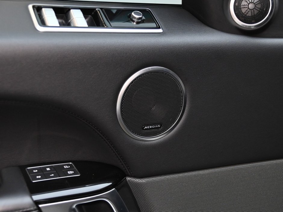 2021 Land Rover Range Rover Sport HSE Silver-9