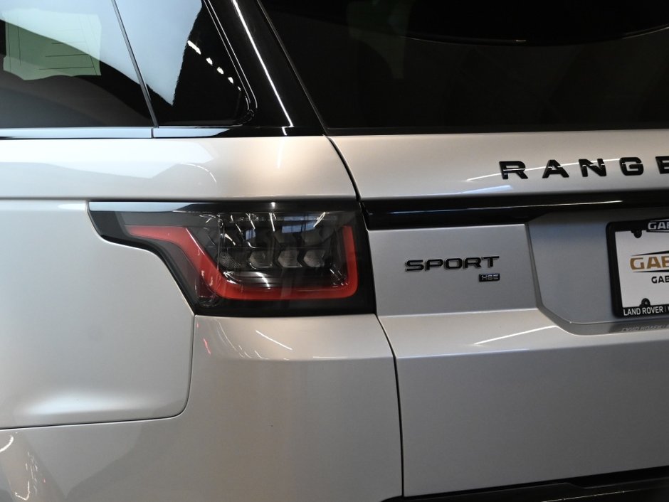2021 Land Rover Range Rover Sport HSE Silver-30